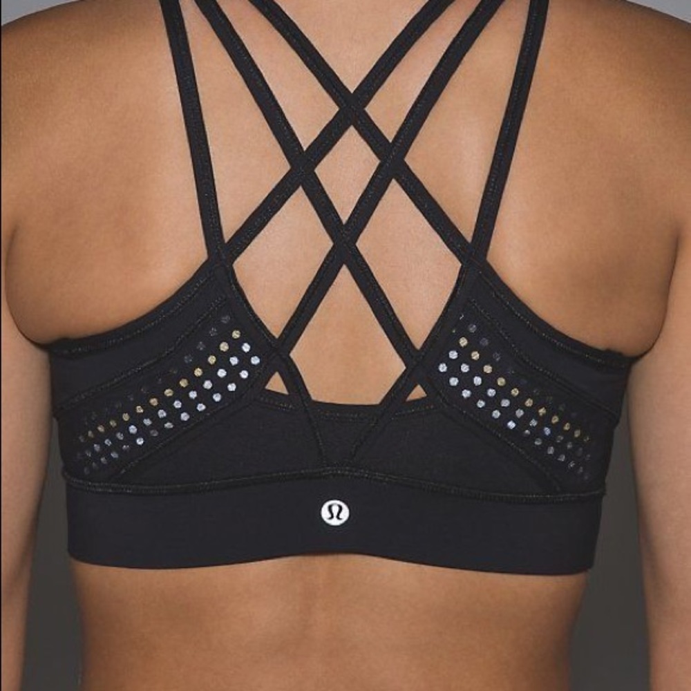 Lululemon strap it like it’s hot sports bra